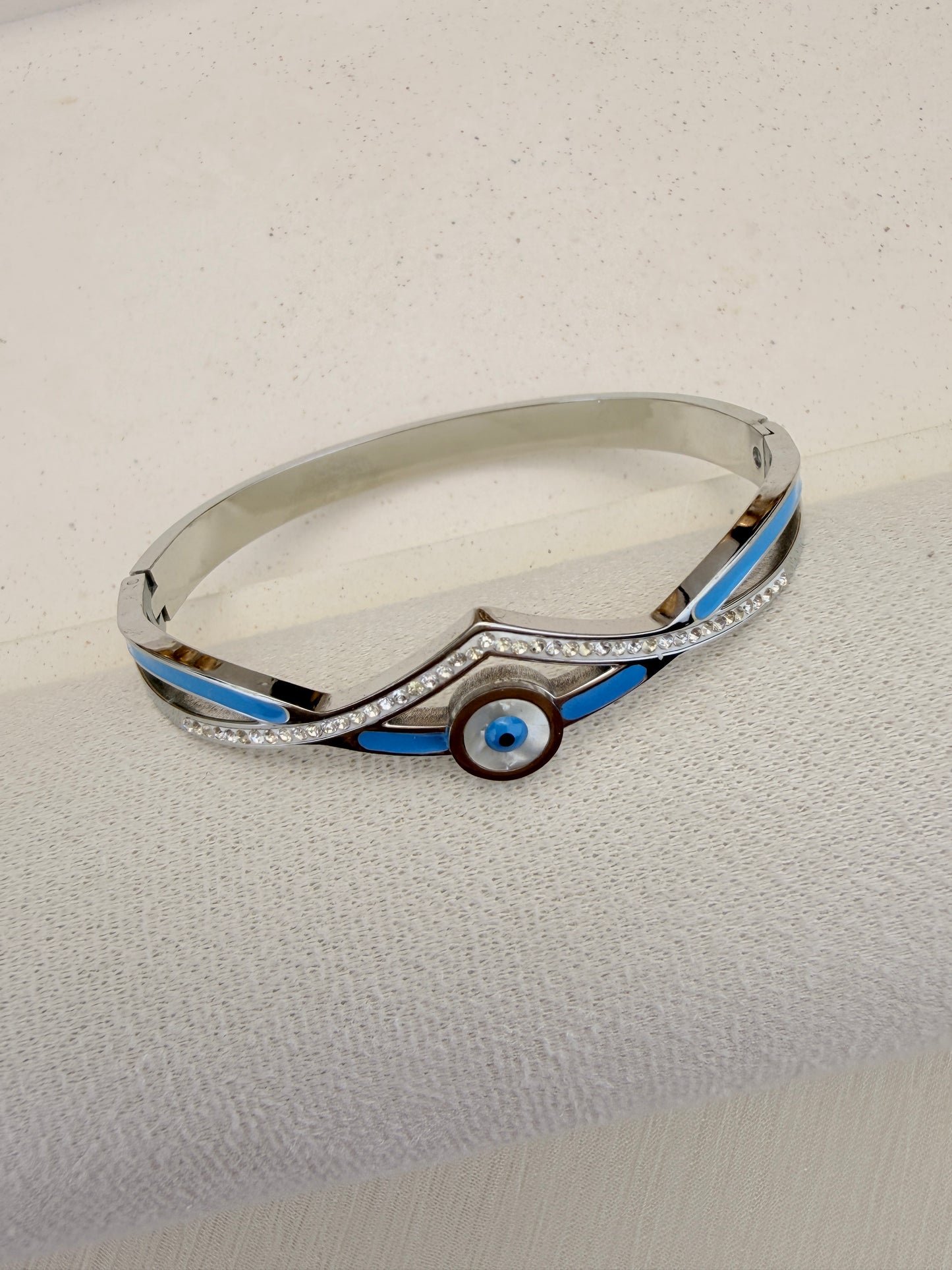 Evia Bangle