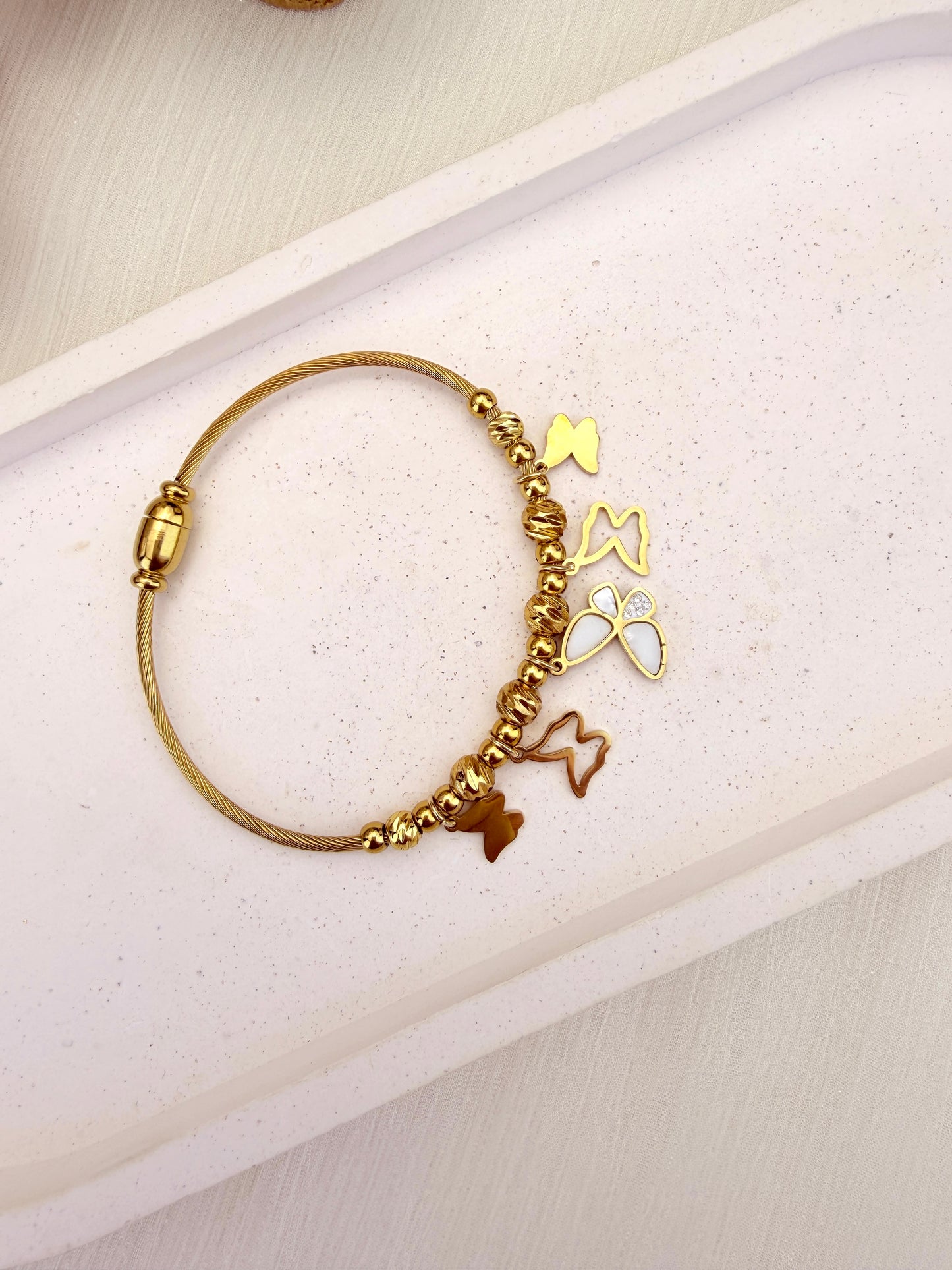 Flutter Charm Bangle