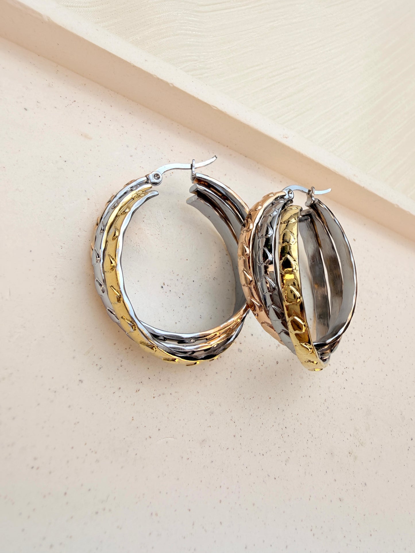 Tria Hoops