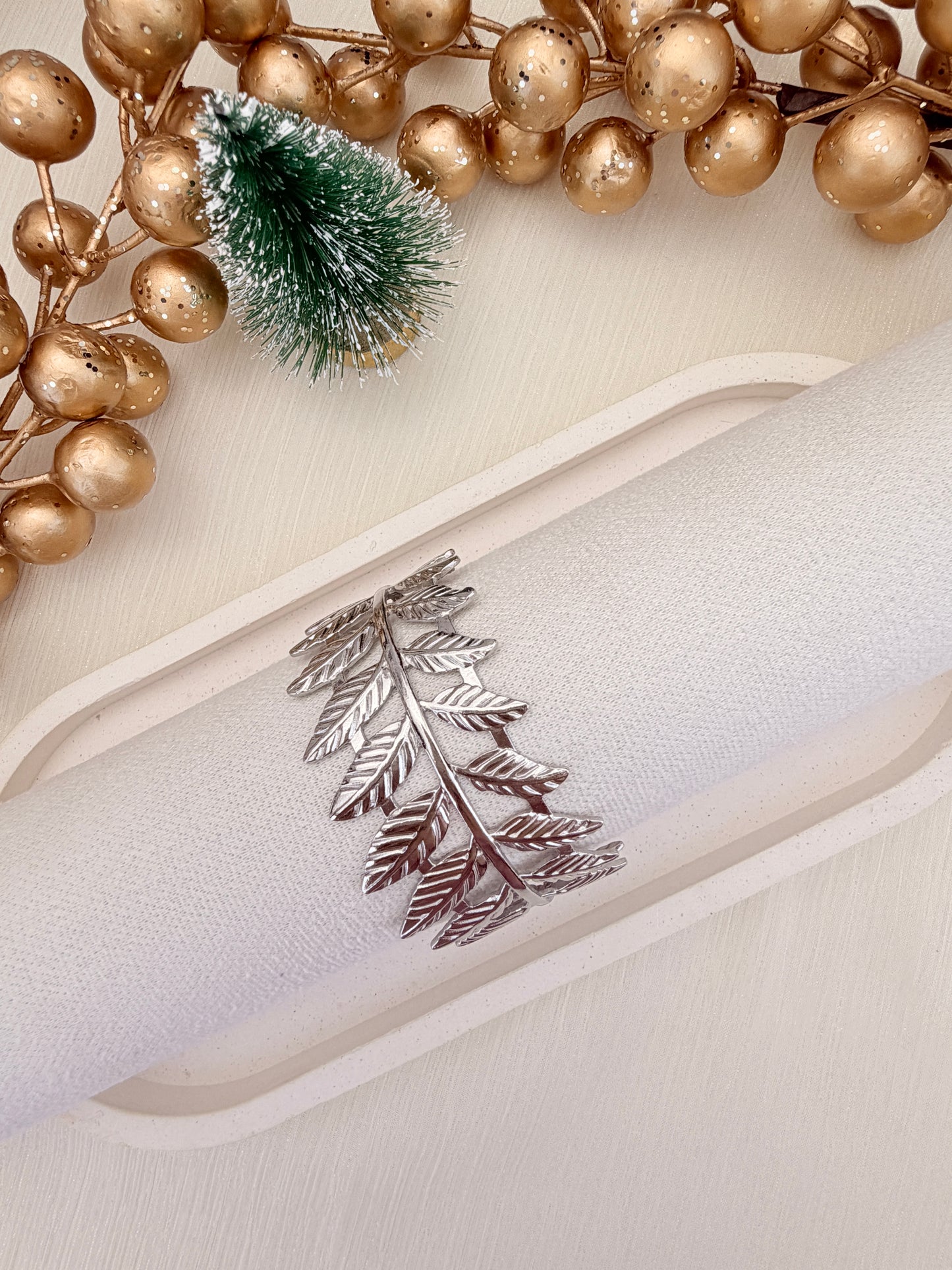 Laurel Bangle