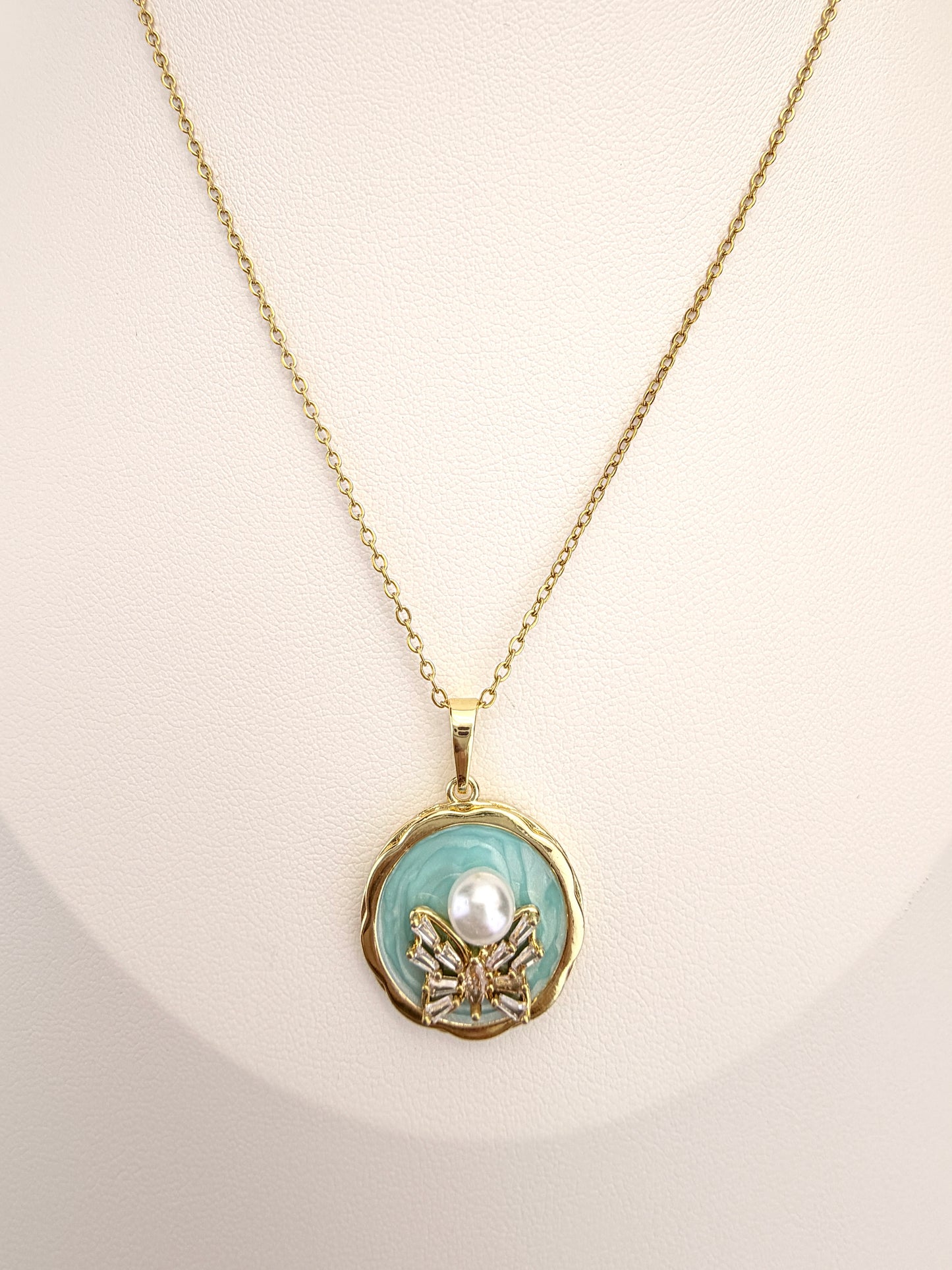 Celeste Pearl Necklace